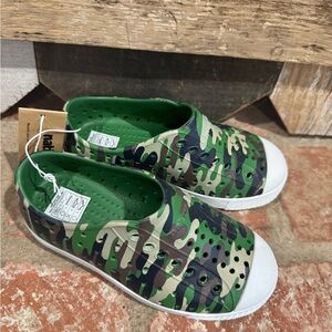 Jefferson Print Native Kids Shoes - Green Camo Water Shoes